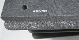 可加工性的合成石，可以用CNC洗出想要的形狀與機構，可以媲美鋁合金