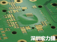 散熱差可能導致PCB阻焊層的剝離。
